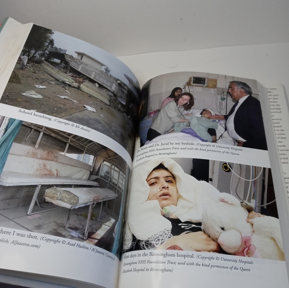 I Am Malala Hardcover Book. Malala Yousafzai Biography Book by Christina Lamb. - Picture 11 of 14
